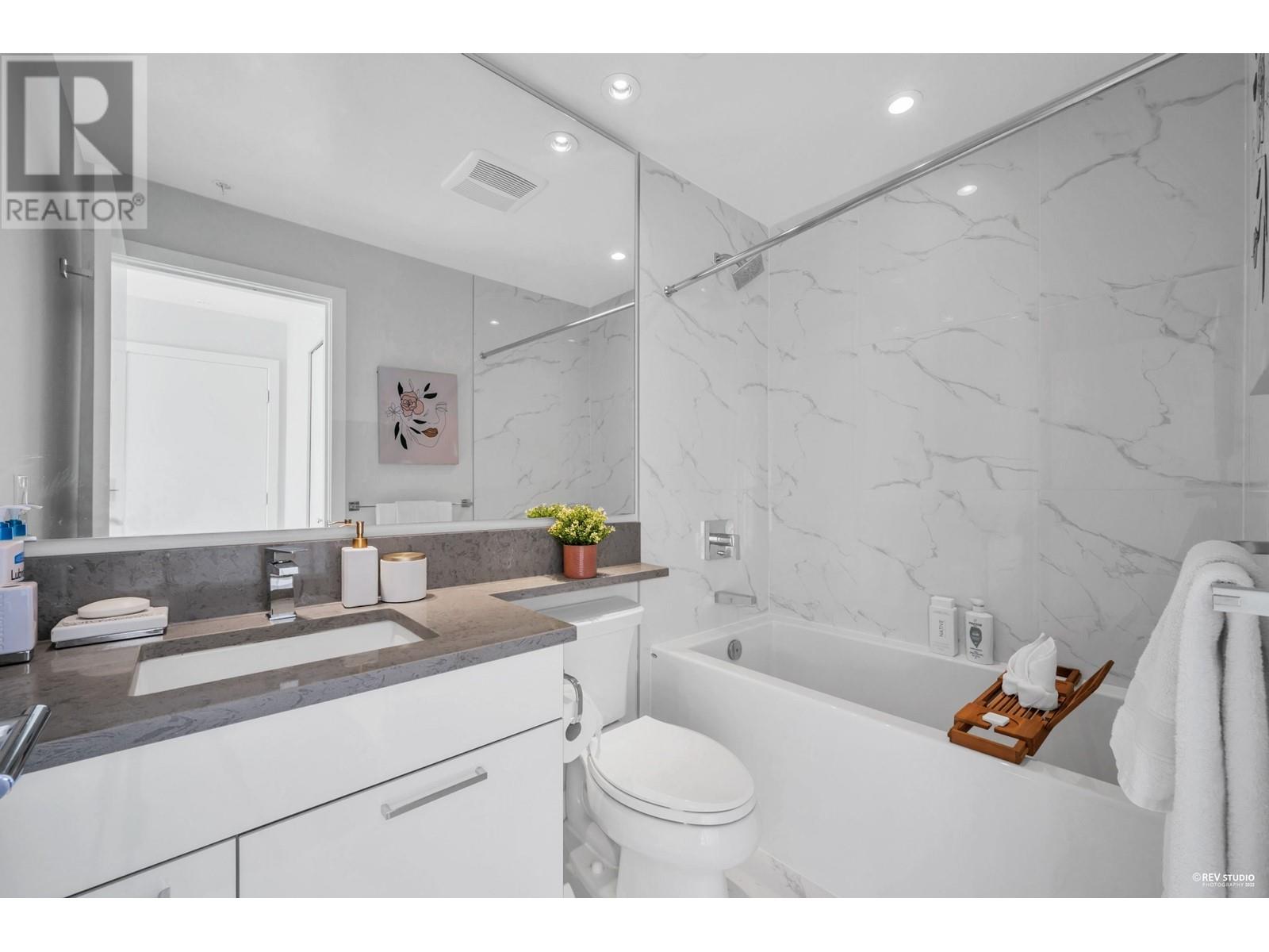 2802 1788 Gilmore Avenue, Burnaby, British Columbia  V5C 0L5 - Photo 9 - R2820293