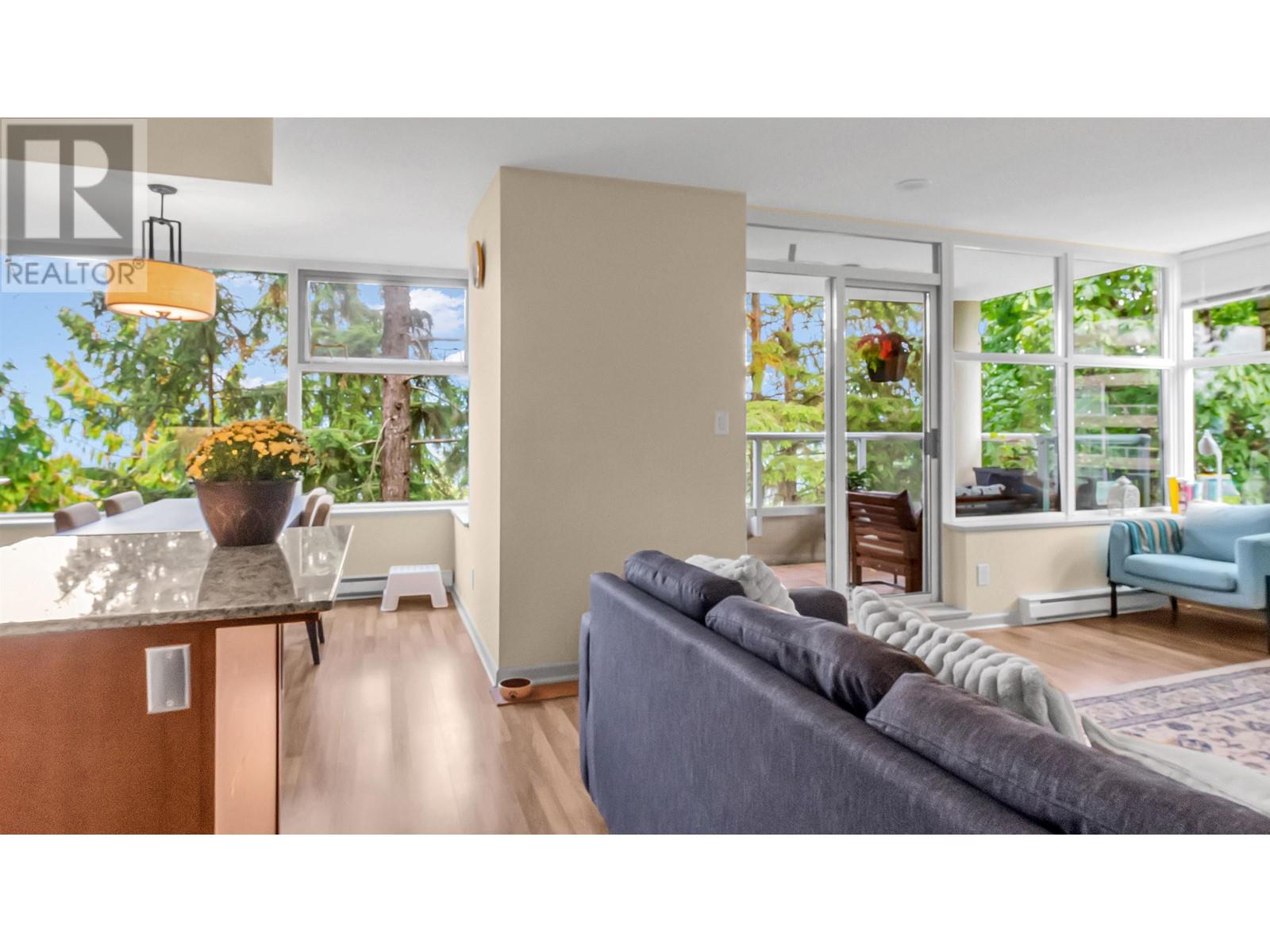 505 9232 University Crescent, Burnaby, British Columbia  V5A 0A3 - Photo 10 - R2820306