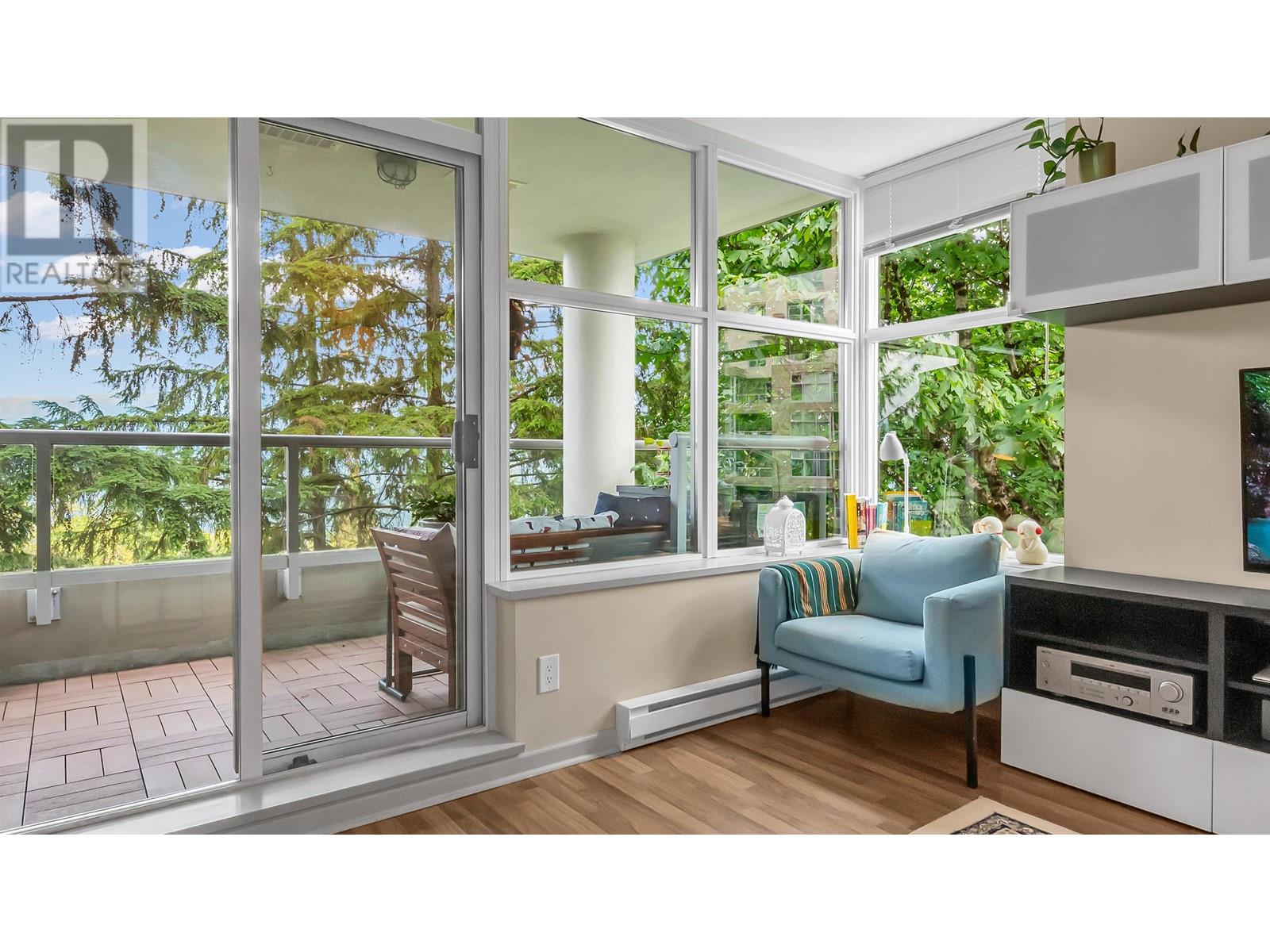 505 9232 University Crescent, Burnaby, British Columbia  V5A 0A3 - Photo 9 - R2820306