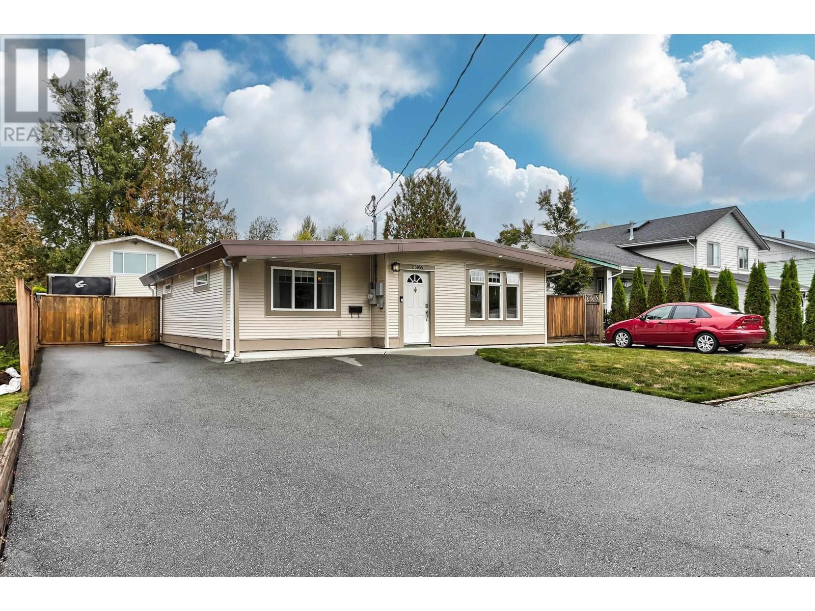 23055 126 Avenue, Maple Ridge, British Columbia  V2X 4P4 - Photo 1 - R2820270