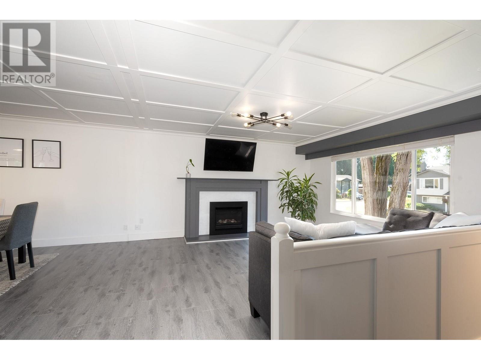 917 Raymond Avenue, Port Coquitlam, British Columbia  V3B 2M6 - Photo 4 - R2820288