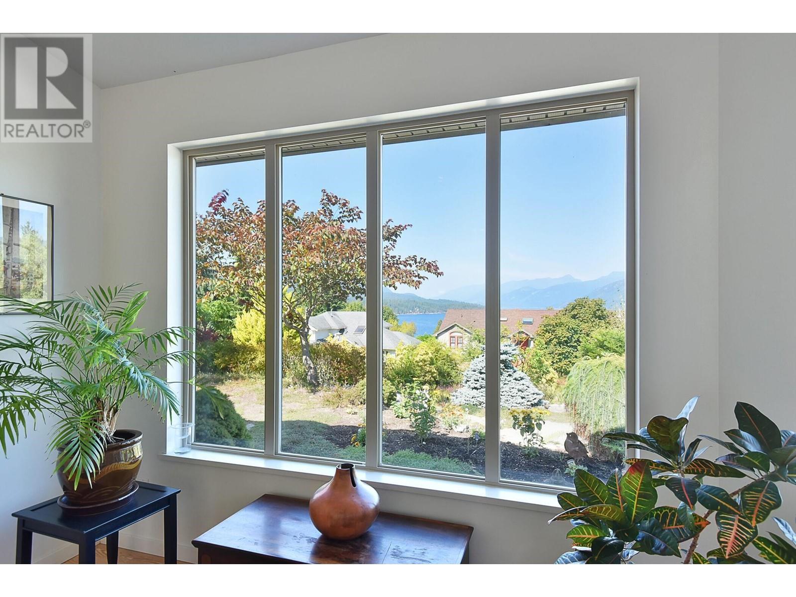 6187 Highmoor Road, Sechelt, British Columbia  V7Z 0L1 - Photo 16 - R2820309