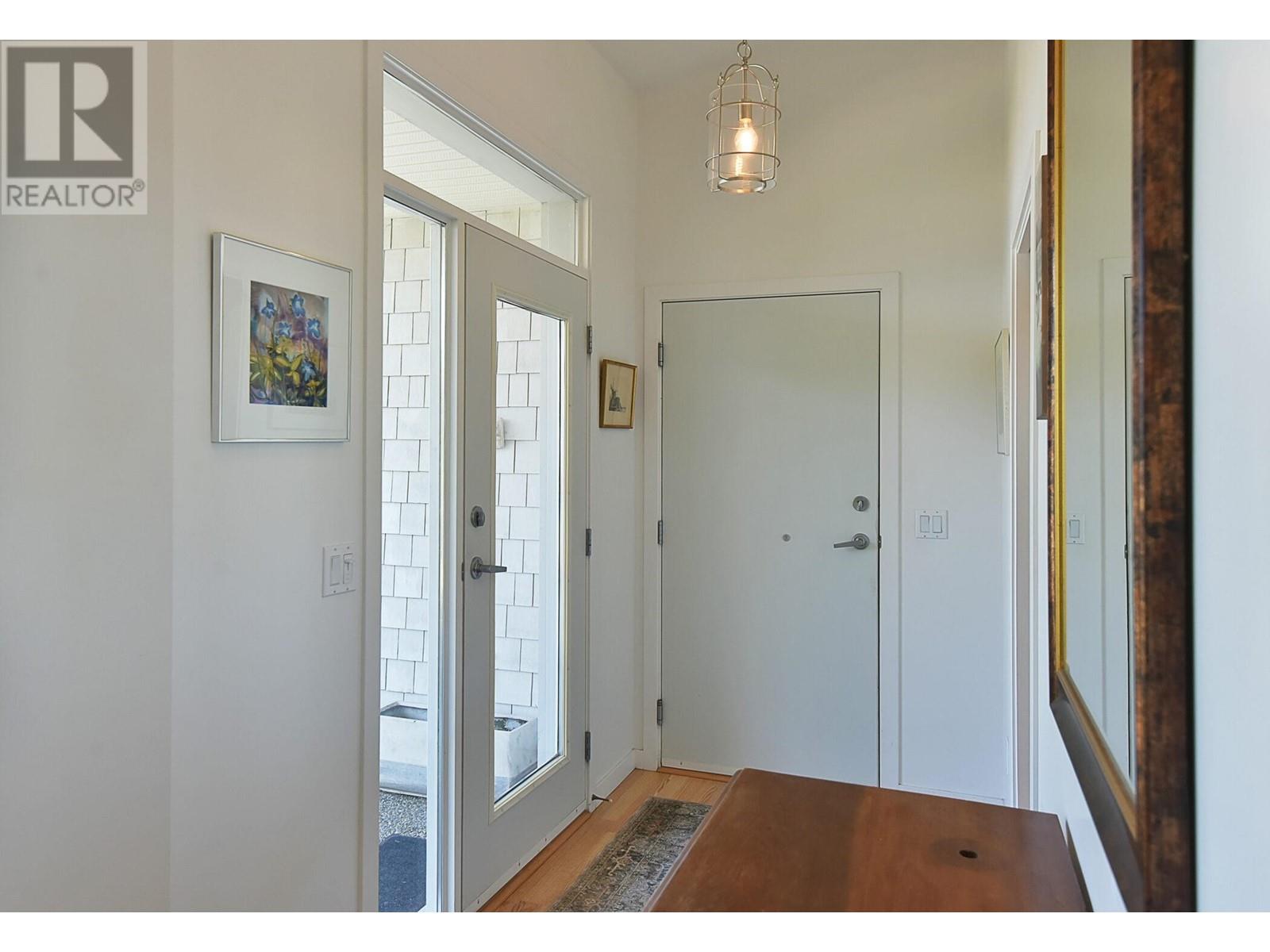 6187 Highmoor Road, Sechelt, British Columbia  V7Z 0L1 - Photo 17 - R2820309