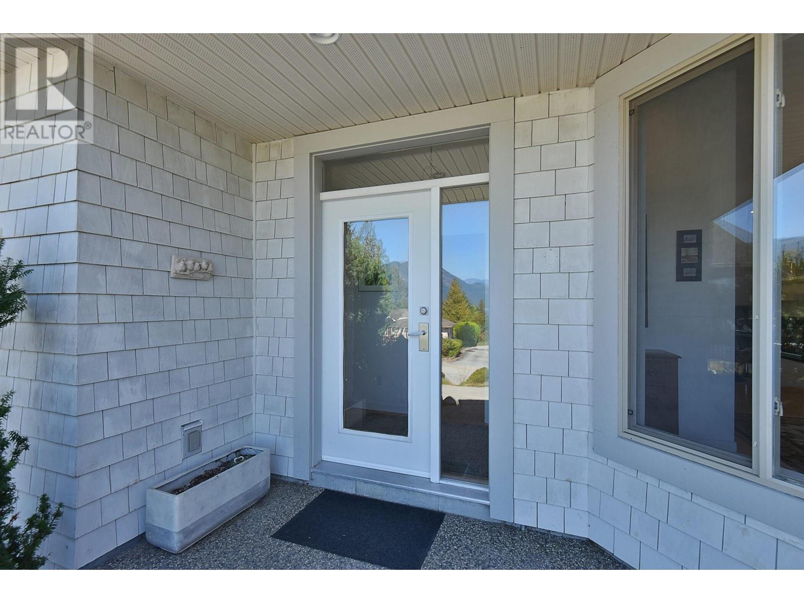 6187 Highmoor Road, Sechelt, British Columbia  V7Z 0L1 - Photo 40 - R2820309