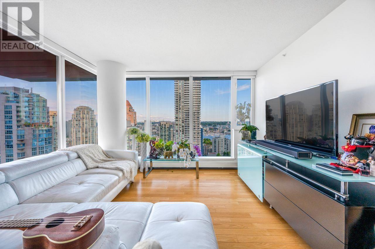 2302 1325 ROLSTON STREET, vancouver, British Columbia
