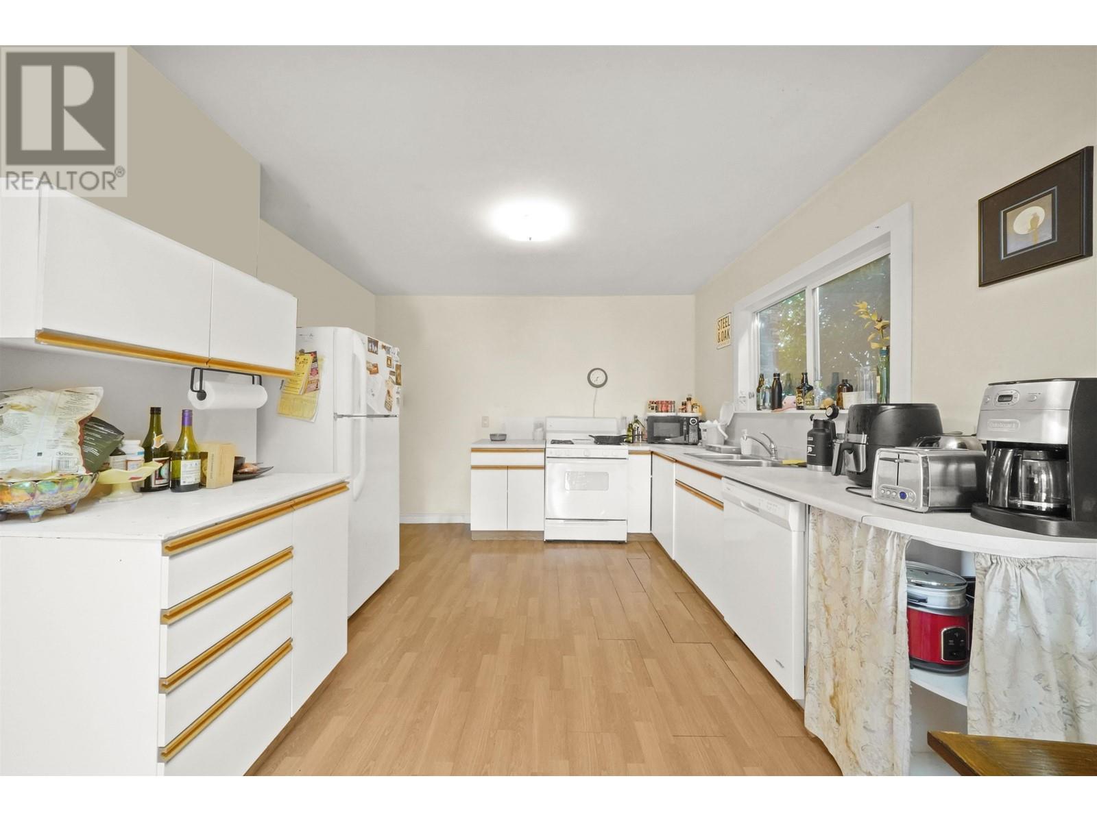 2012 Eighth Avenue, New Westminster, British Columbia  V3M 2T5 - Photo 9 - R2820328