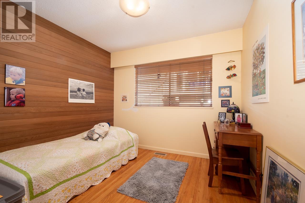 2025 28th Street, West Vancouver, British Columbia  V7V 4M2 - Photo 18 - R2818449
