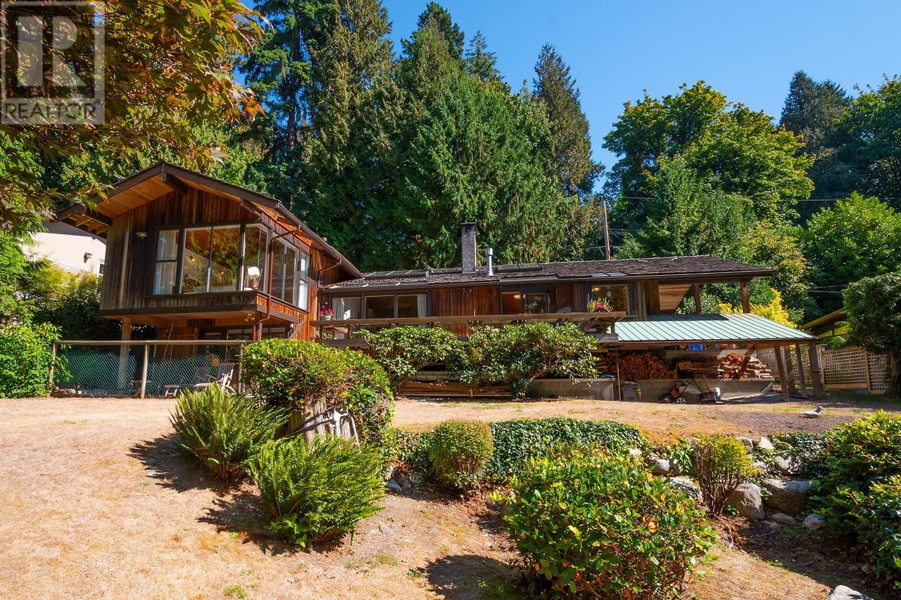 2025 28th Street, West Vancouver, British Columbia  V7V 4M2 - Photo 4 - R2818449