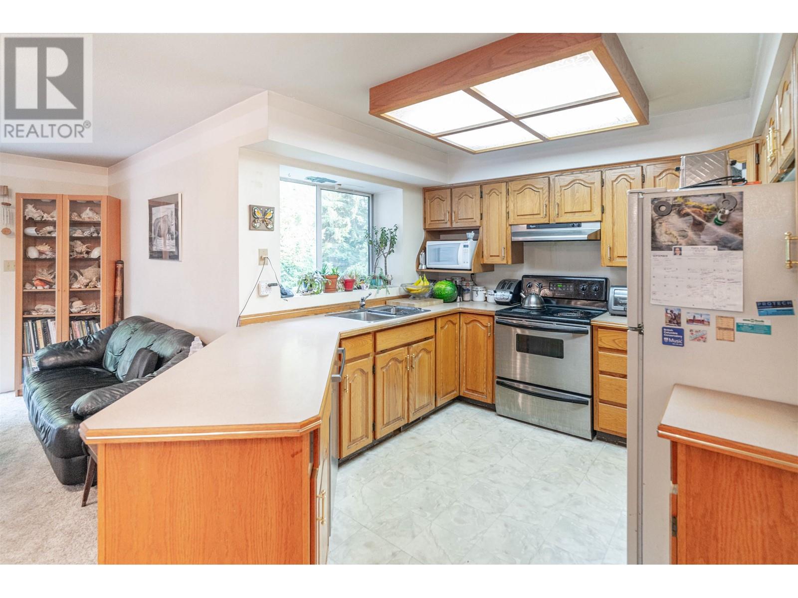 3017 Albion Drive, Coquitlam, British Columbia  V3B 6W9 - Photo 13 - R2818754