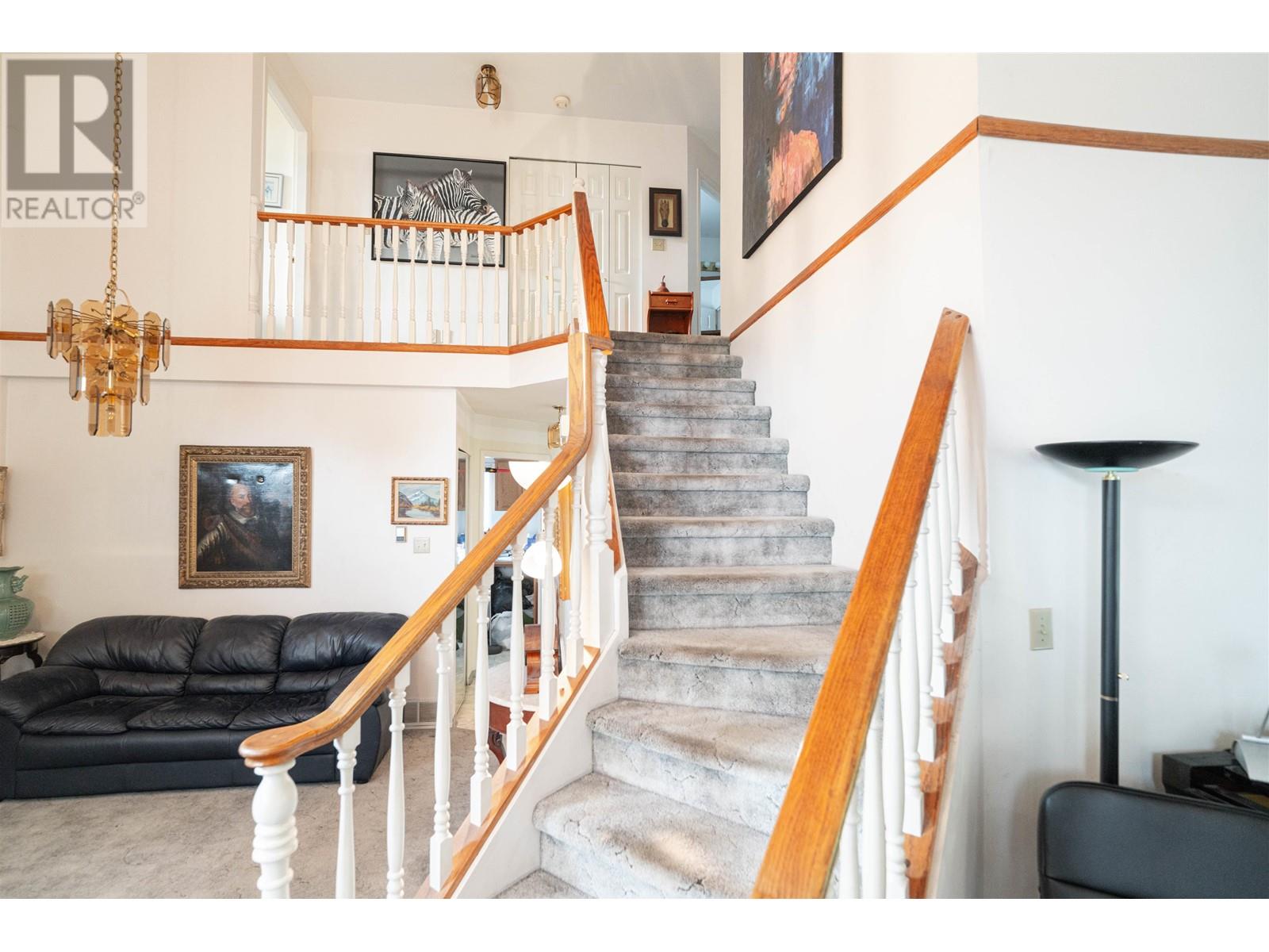 3017 Albion Drive, Coquitlam, British Columbia  V3B 6W9 - Photo 6 - R2818754