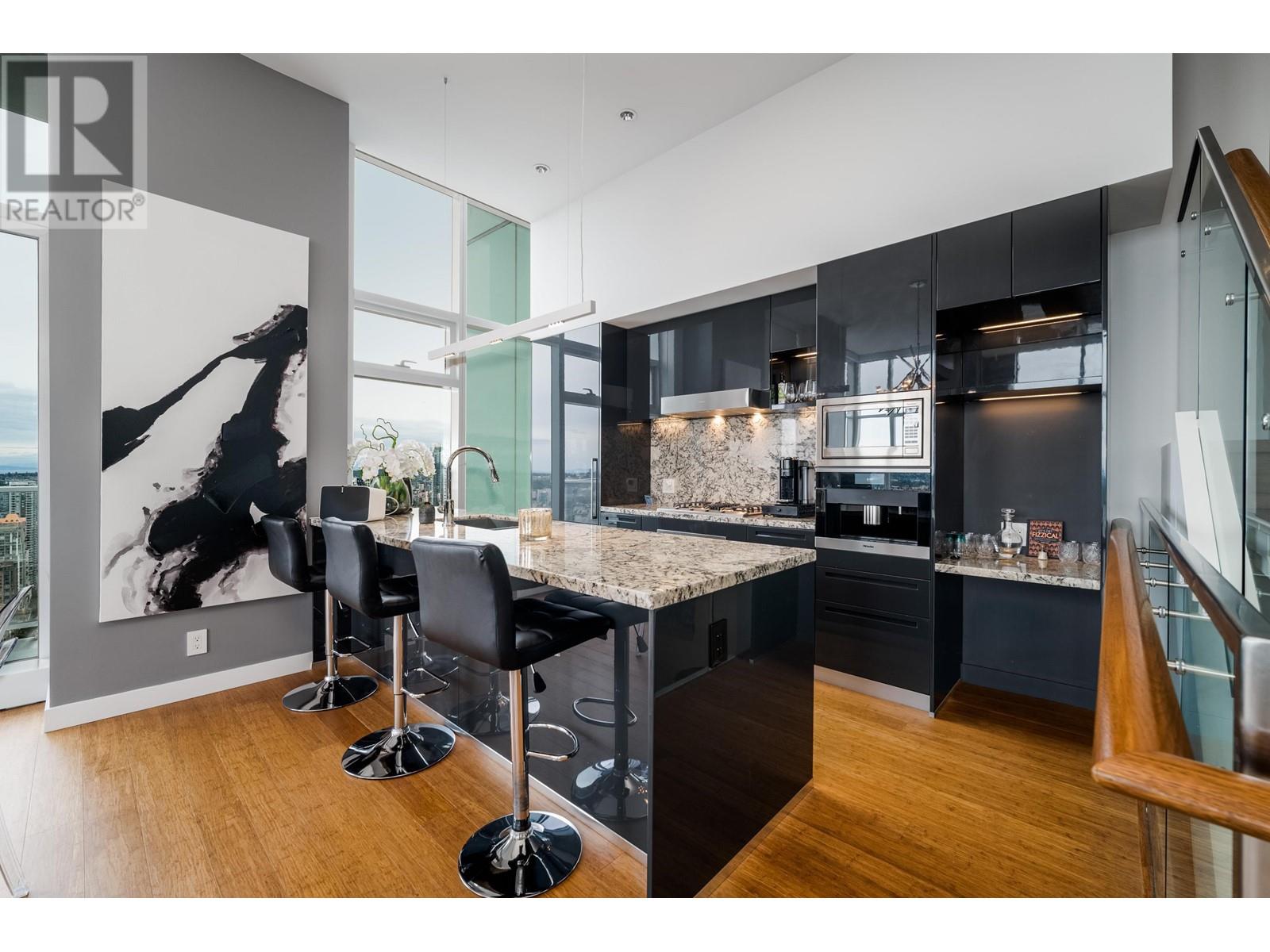 Ph9 777 Richards Street, Vancouver, British Columbia  V6B 0M6 - Photo 4 - R2820387