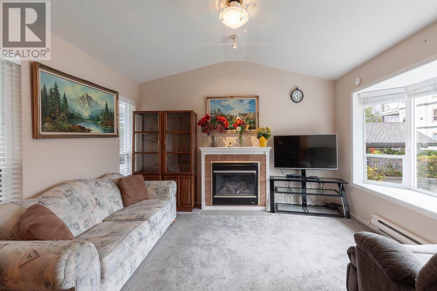 17 1201 Pemberton Avenue, Squamish, British Columbia  V8B 0J7 - Photo 6 - R2820408
