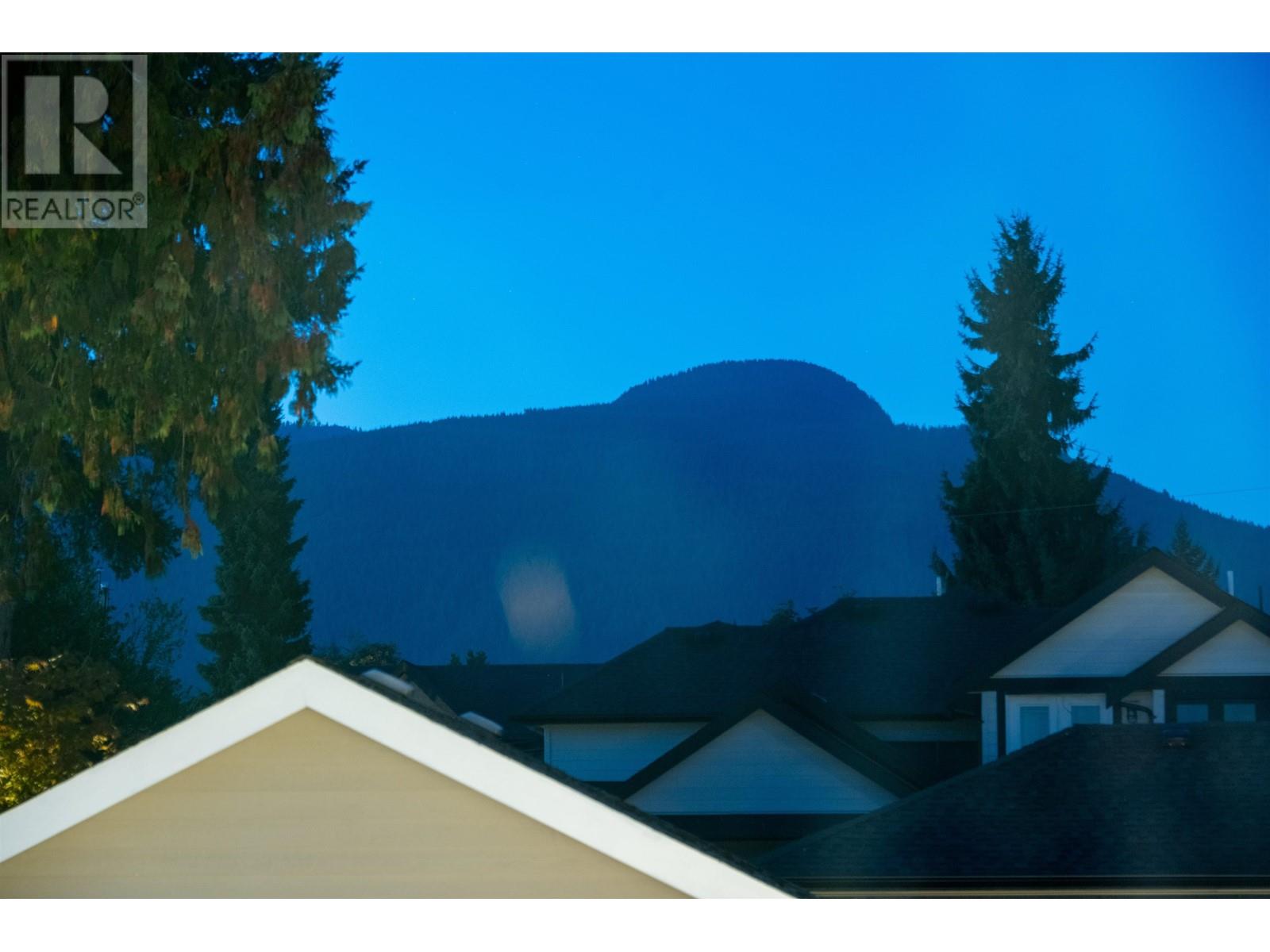 718 E Keith Road, North Vancouver, British Columbia  V7L 1W7 - Photo 28 - R2820159
