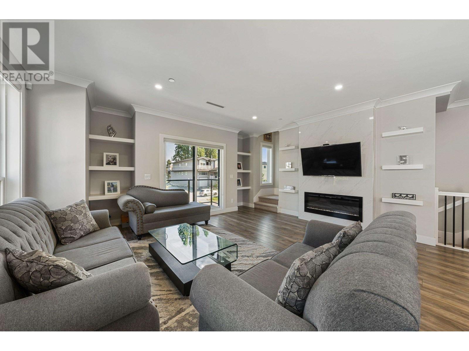 130 Jardine Street, New Westminster, British Columbia  V3M 0M4 - Photo 5 - R2820446