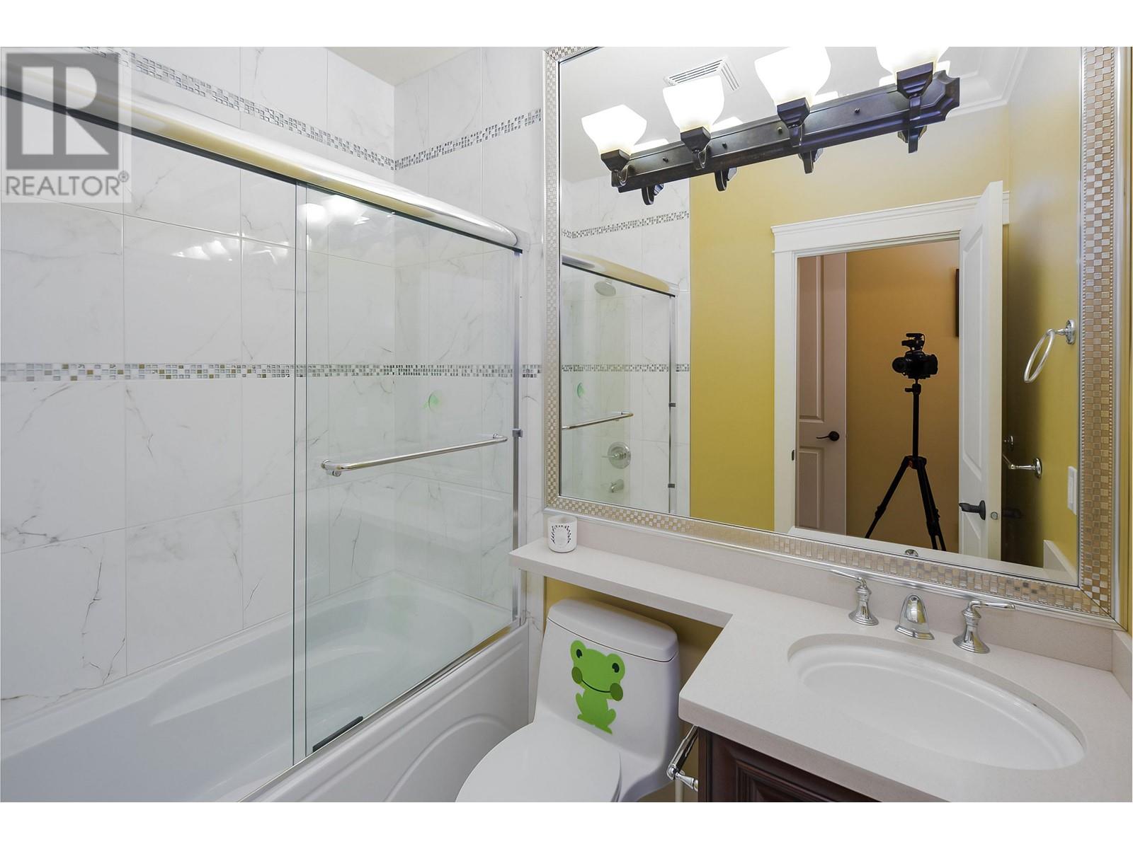 4611 Granville Avenue, Richmond, British Columbia  V7C 1E3 - Photo 17 - R2820452