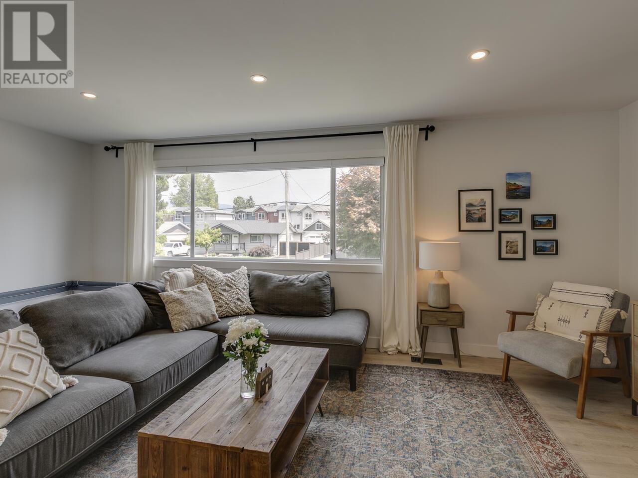 11823 Stephens Street, Maple Ridge, British Columbia  V2X 6S2 - Photo 16 - R2820453