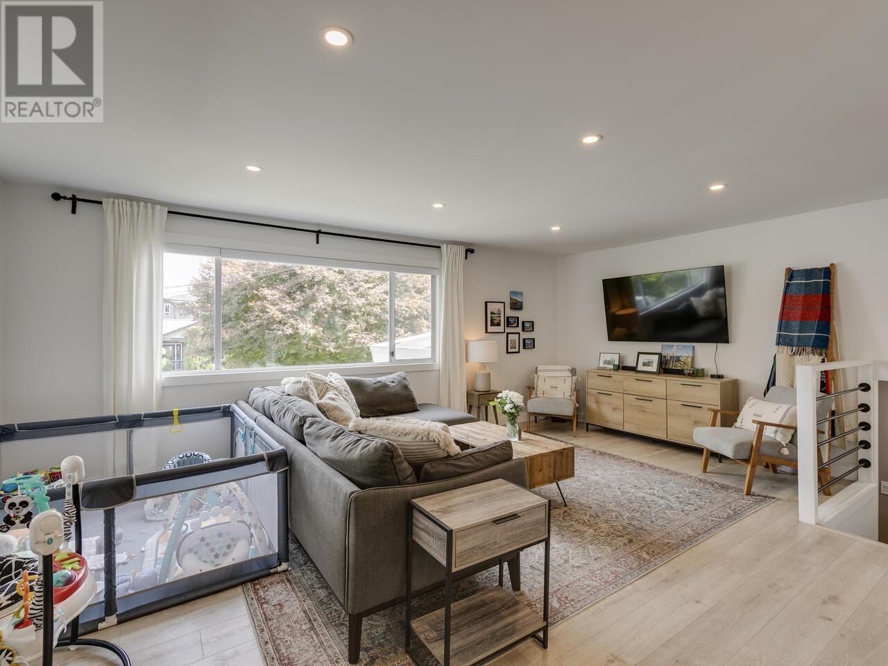 11823 Stephens Street, Maple Ridge, British Columbia  V2X 6S2 - Photo 18 - R2820453