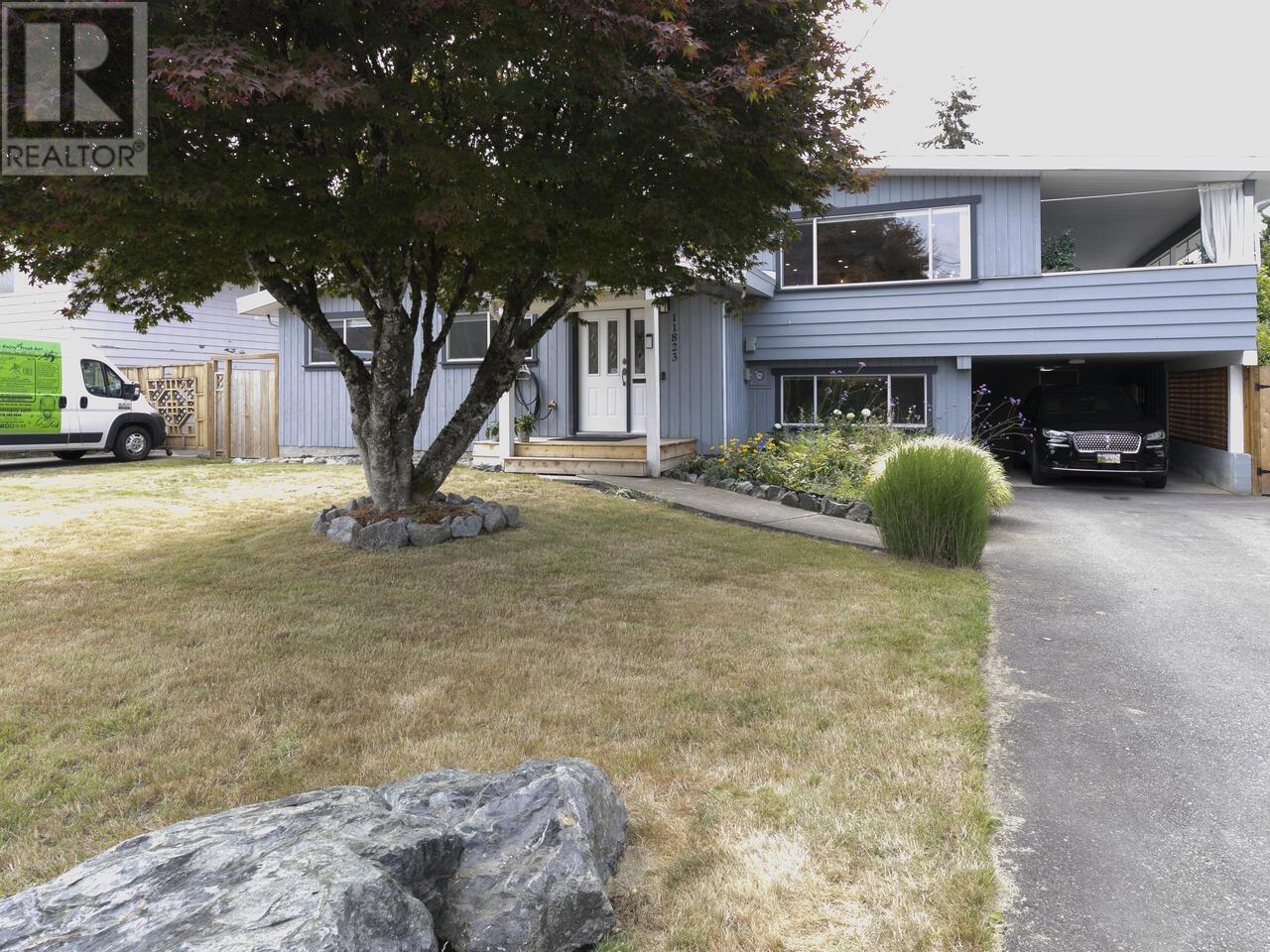 11823 Stephens Street, Maple Ridge, British Columbia  V2X 6S2 - Photo 2 - R2820453