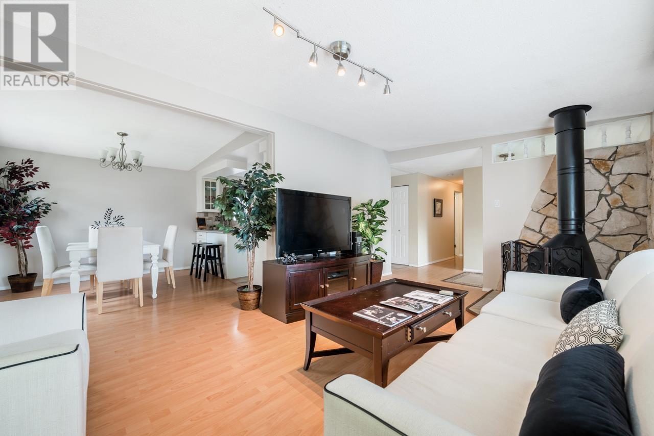 7120 Winchelsea Crescent, Richmond, British Columbia  V7C 4E4 - Photo 6 - R2819613