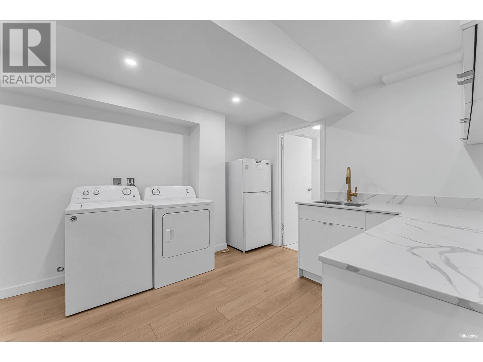 734 Crystal Court, North Vancouver, British Columbia  V7R 2B5 - Photo 15 - R2820428