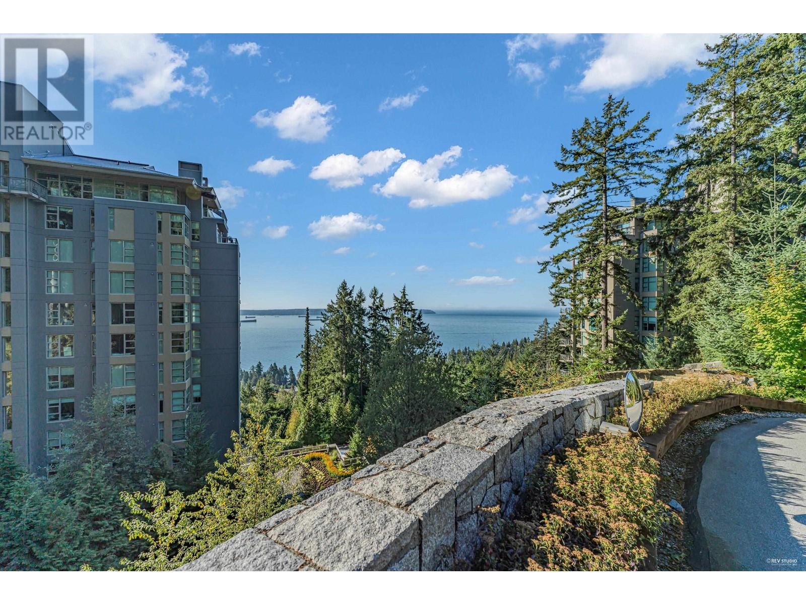 503 3355 Cypress Place, West Vancouver, British Columbia  V7S 3J9 - Photo 4 - R2820103