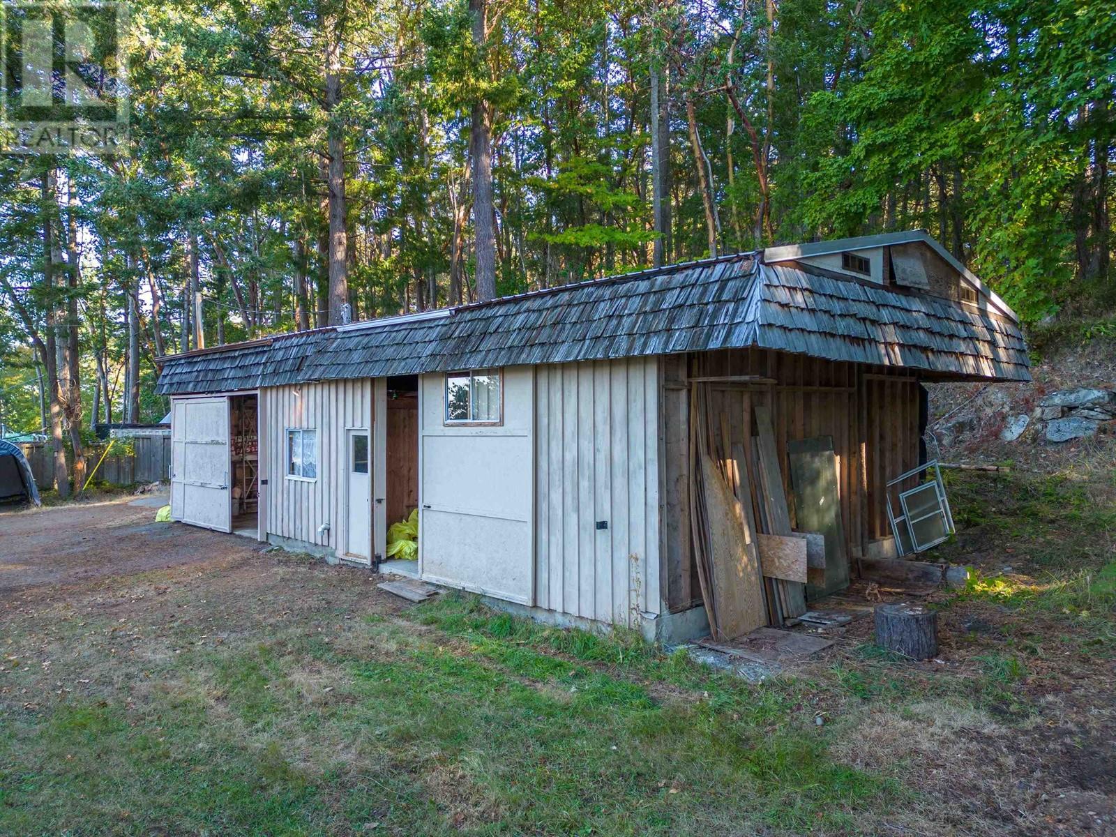 315 Deacon Lane, Galiano Island, British Columbia  V0N 1P0 - Photo 20 - R2820072