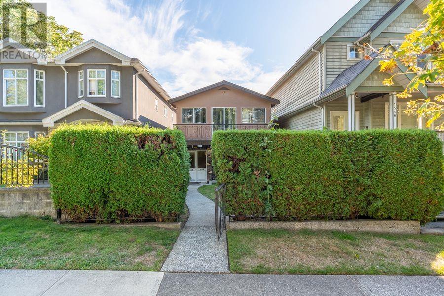 1558 E 2nd Avenue, Vancouver, British Columbia  V5N 1C7 - Photo 3 - R2814925