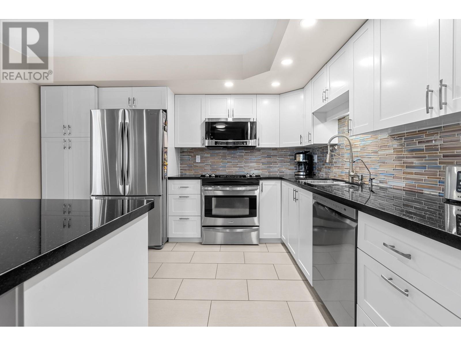 609 168 Chadwick Court, North Vancouver, British Columbia  V7M 3L4 - Photo 7 - R2820438