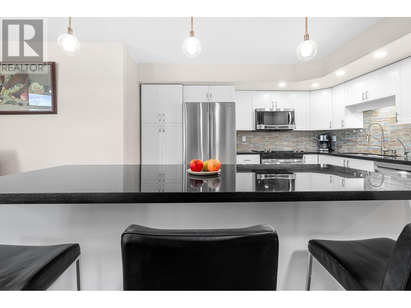 609 168 Chadwick Court, North Vancouver, British Columbia  V7M 3L4 - Photo 9 - R2820438