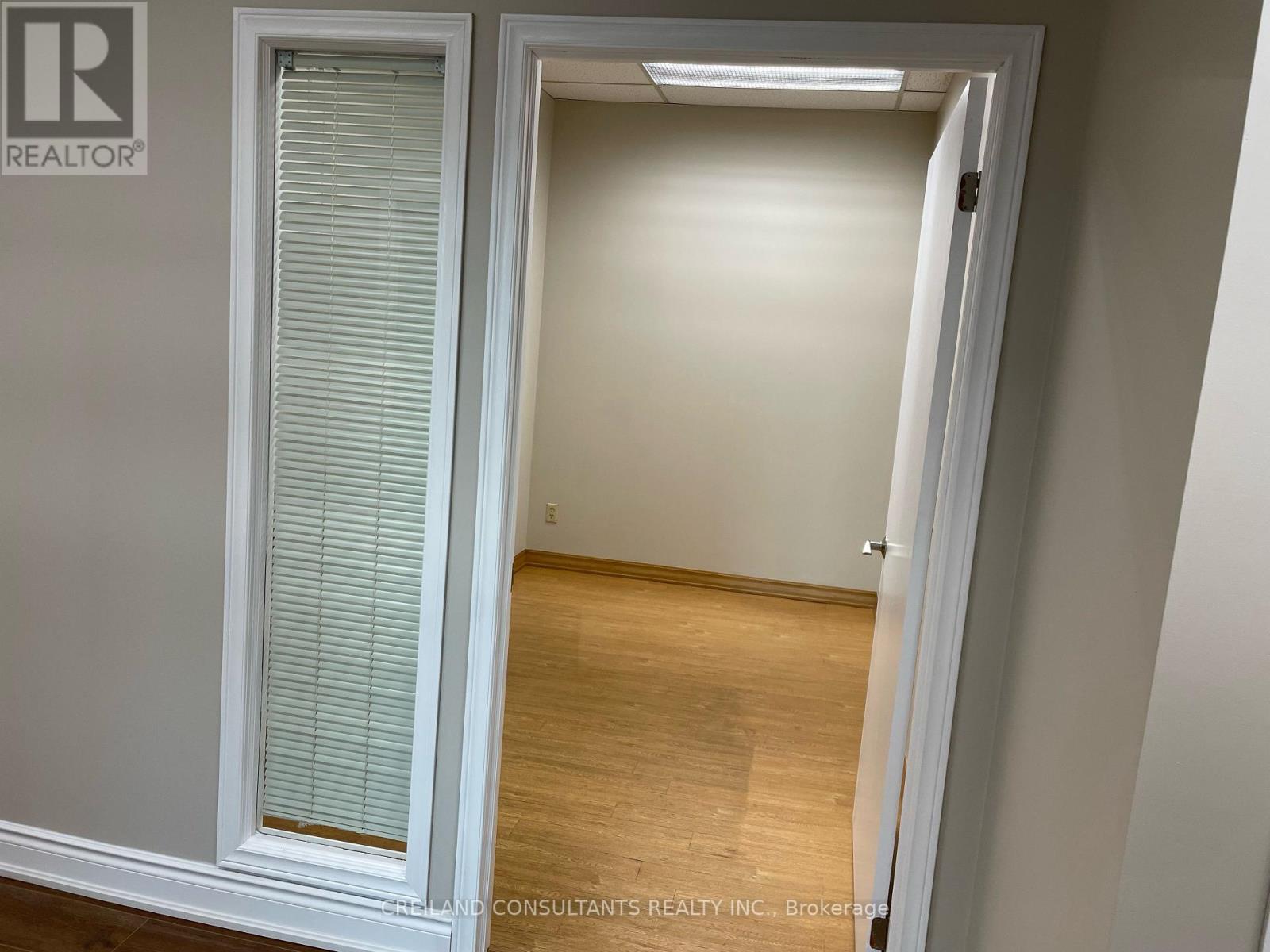 Room B - 234 Eglinton Avenue E, Toronto (Mount Pleasant East), Ontario  M4P 1K5 - Photo 2 - C7043410