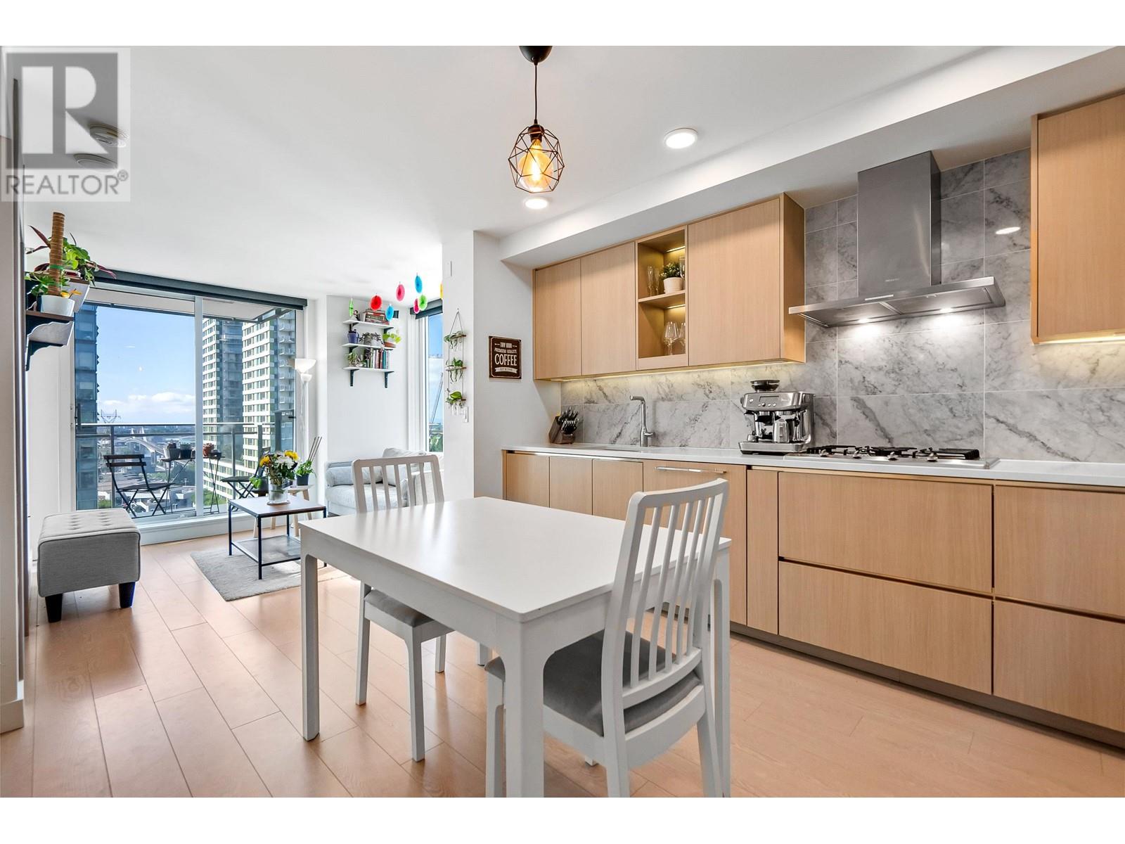 1805 455 SW MARINE DRIVE, vancouver, British Columbia