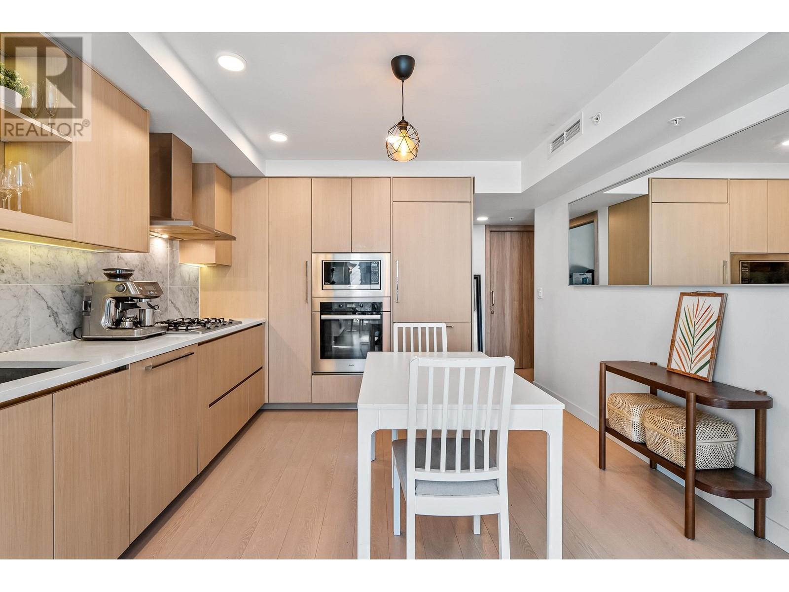 1805 455 Sw Marine Drive, Vancouver, British Columbia  V5X 0H3 - Photo 3 - R2820521