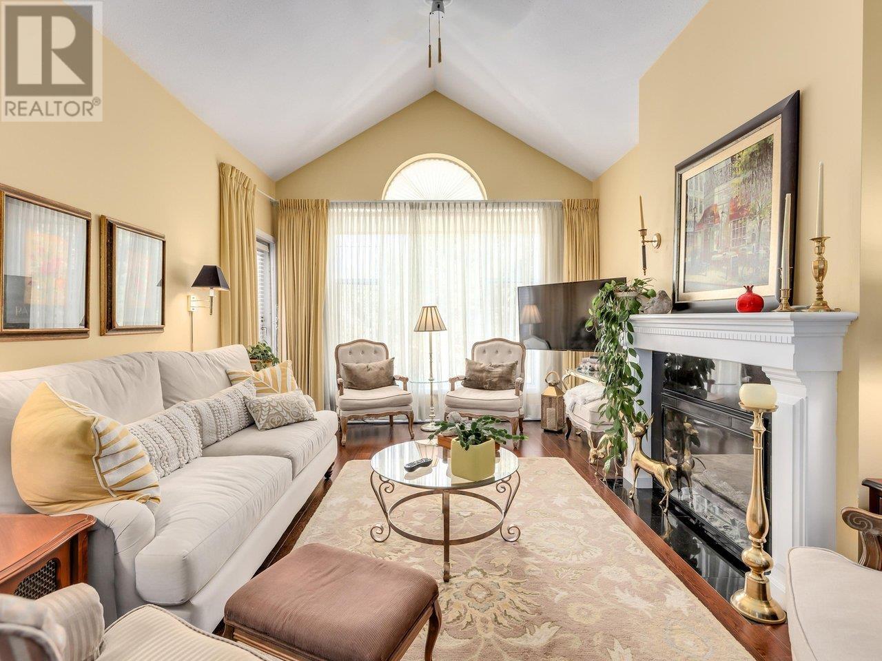 307 1150 54a Street, Delta, British Columbia  V4M 4B5 - Photo 3 - R2820533