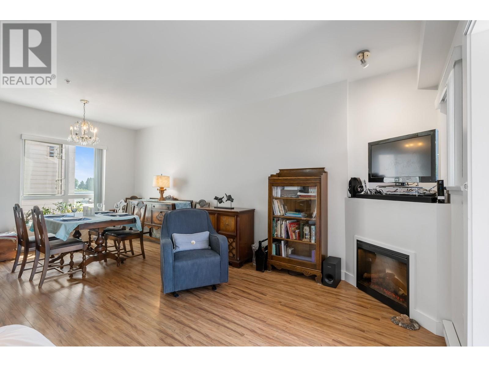 302 7655 Edmonds Street, Burnaby, British Columbia  V3N 1B6 - Photo 6 - R2820550