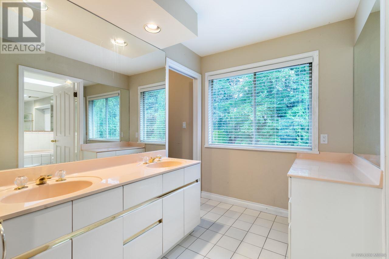 5575 Cornwall Drive, Richmond, British Columbia  V7C 5M8 - Photo 15 - R2820538