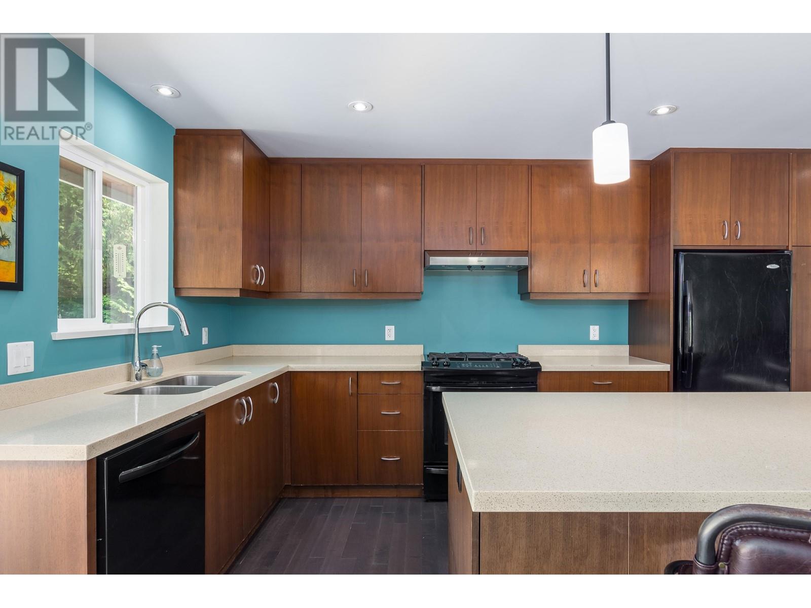 1269 Judd Road, Squamish, British Columbia  V0N 1H0 - Photo 12 - R2820541