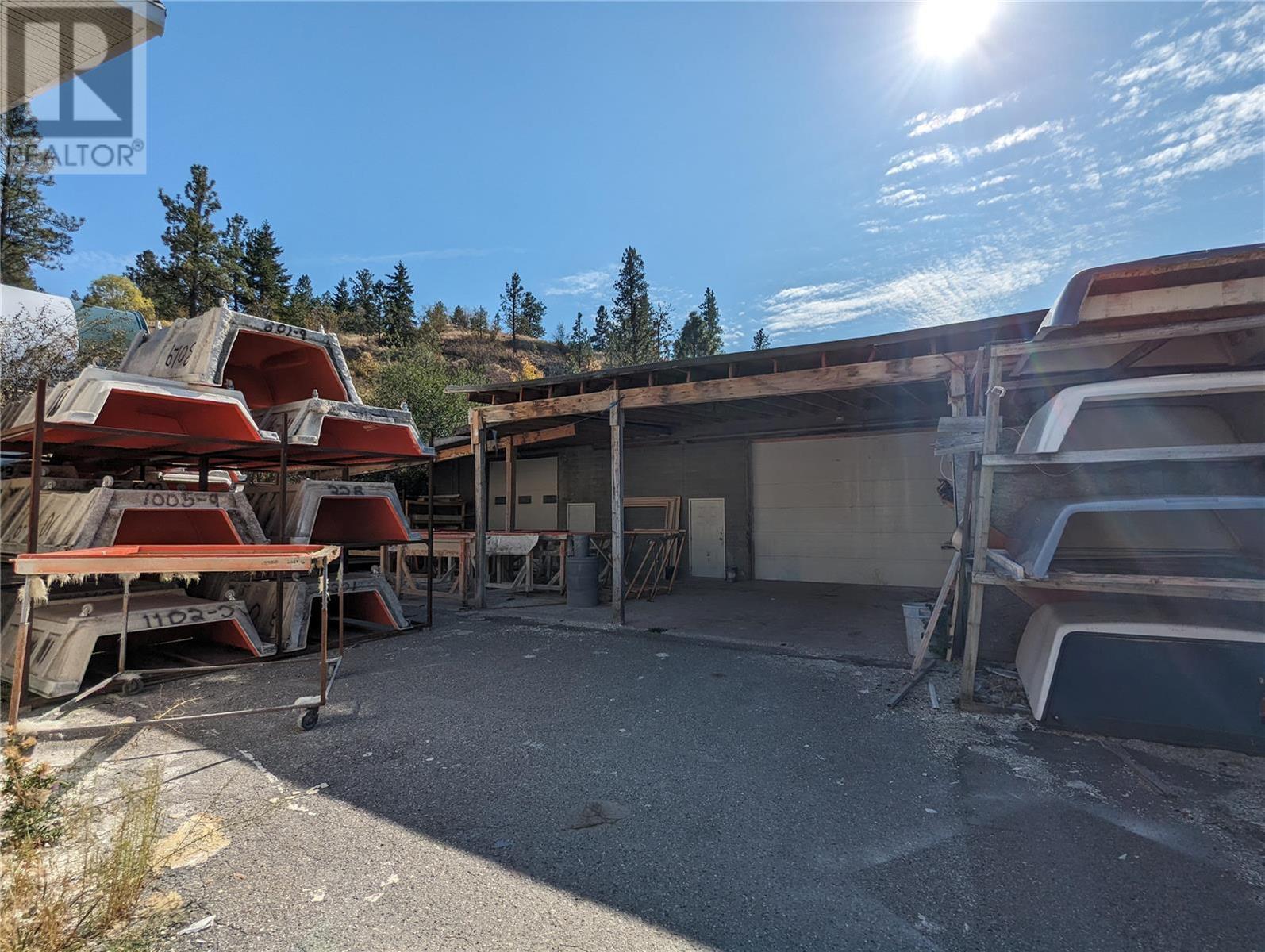 17601 Bentley Road Summerland