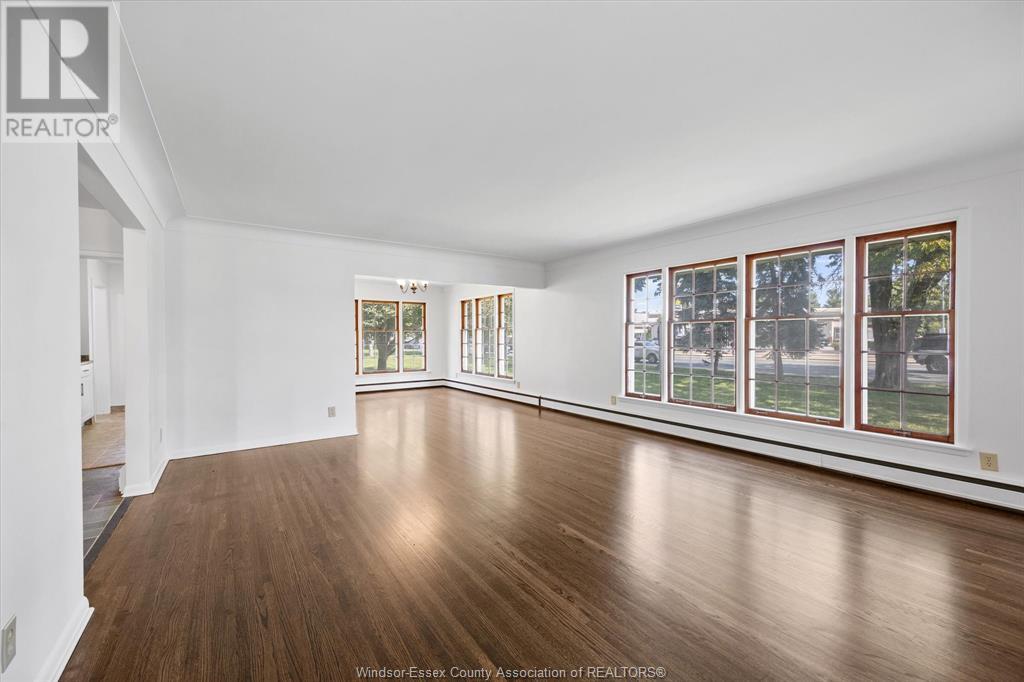 3945-85 Dougall Avenue, Windsor, Ontario  N9G 1X3 - Photo 42 - 23020057