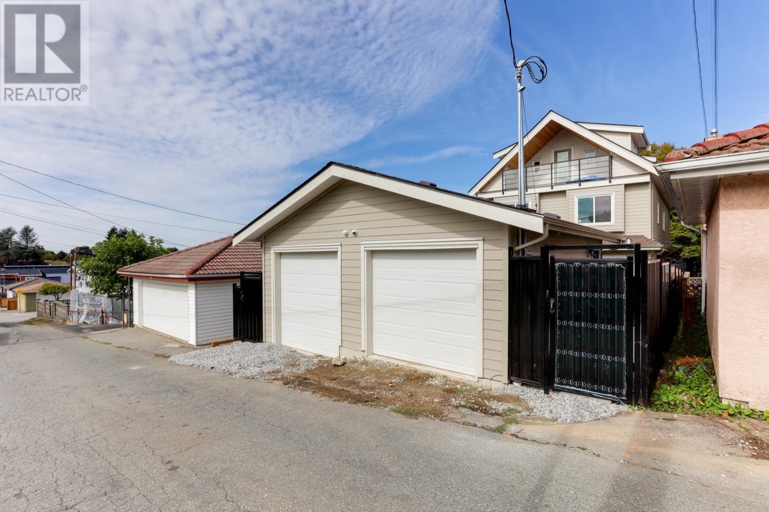 3224 E 27th Avenue, Vancouver, British Columbia  V5R 1P6 - Photo 33 - R2819692