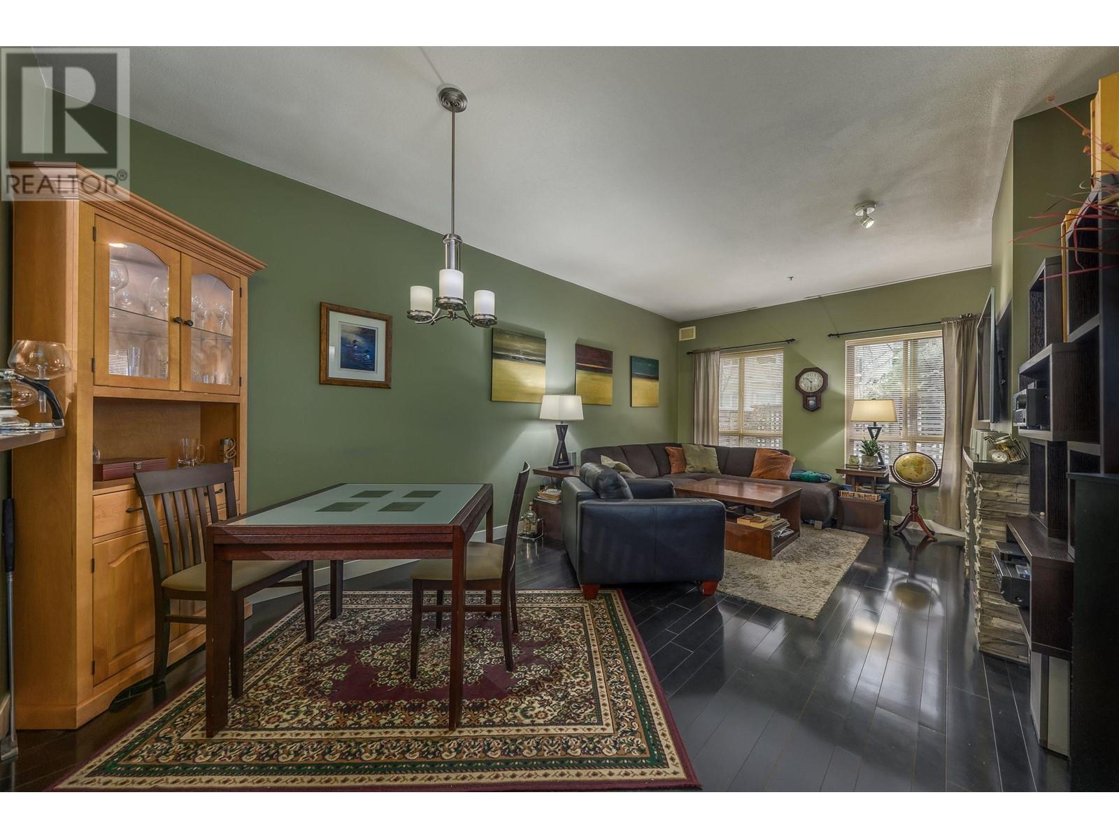 103 150 W 22nd Street, North Vancouver, British Columbia  V7M 3M4 - Photo 1 - R2820331