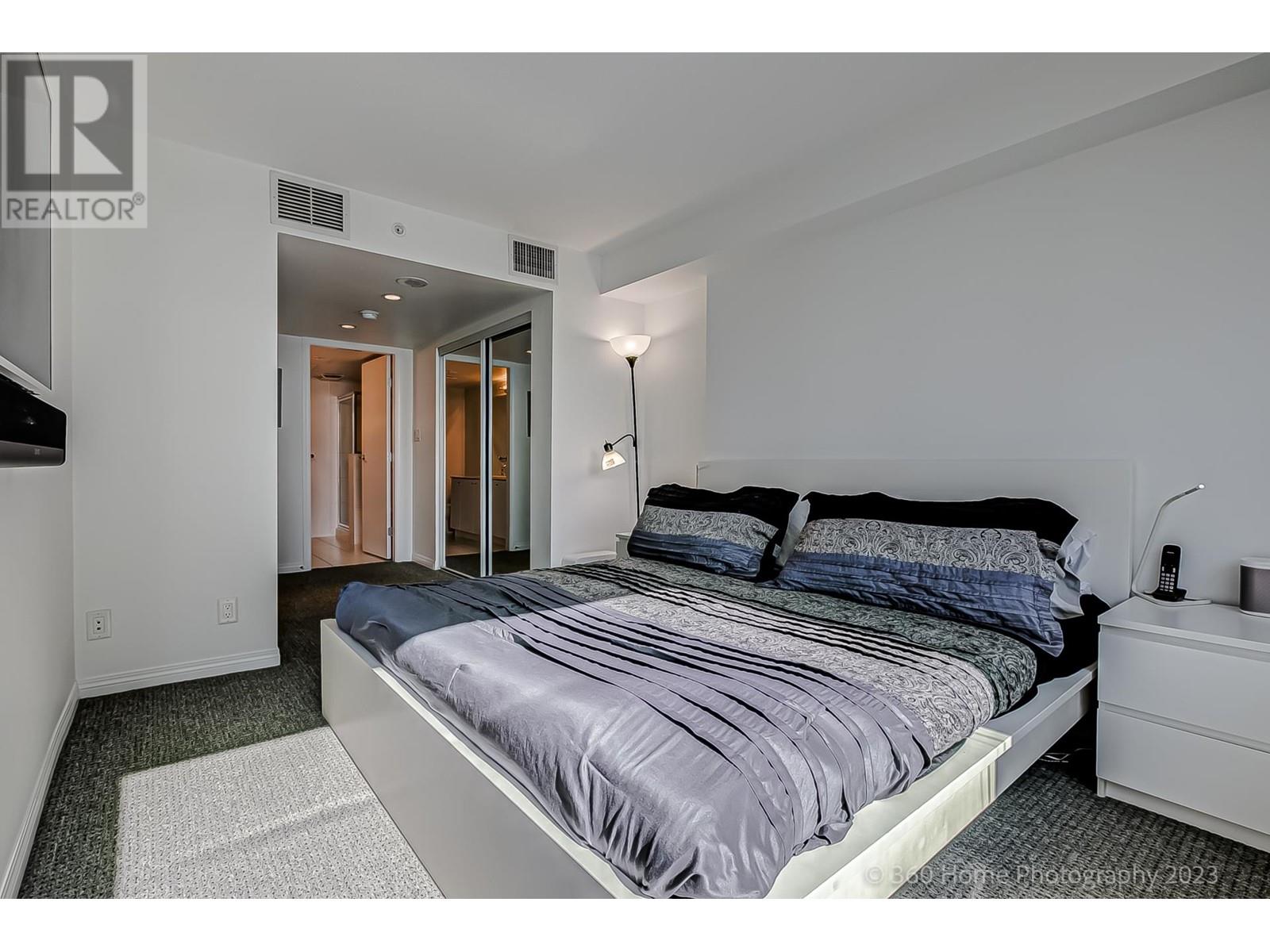 304 188 E Esplanade, North Vancouver, British Columbia  V7L 4Y1 - Photo 7 - R2816685