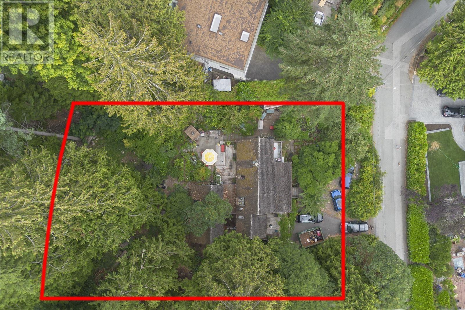 4031 Rose Crescent, West Vancouver, British Columbia  V7V 2N6 - Photo 2 - R2819403