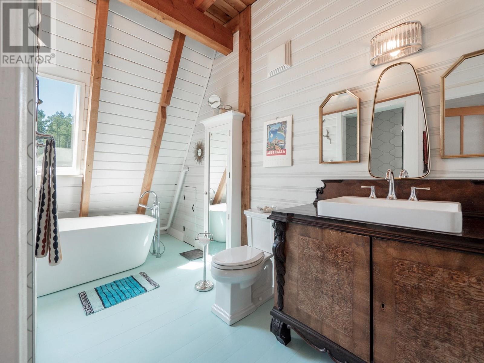 301 Shoal Lookout, Gibsons, British Columbia  V0N 1V8 - Photo 11 - R2820595