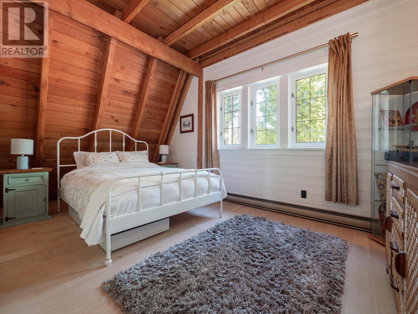 301 Shoal Lookout, Gibsons, British Columbia  V0N 1V8 - Photo 16 - R2820595