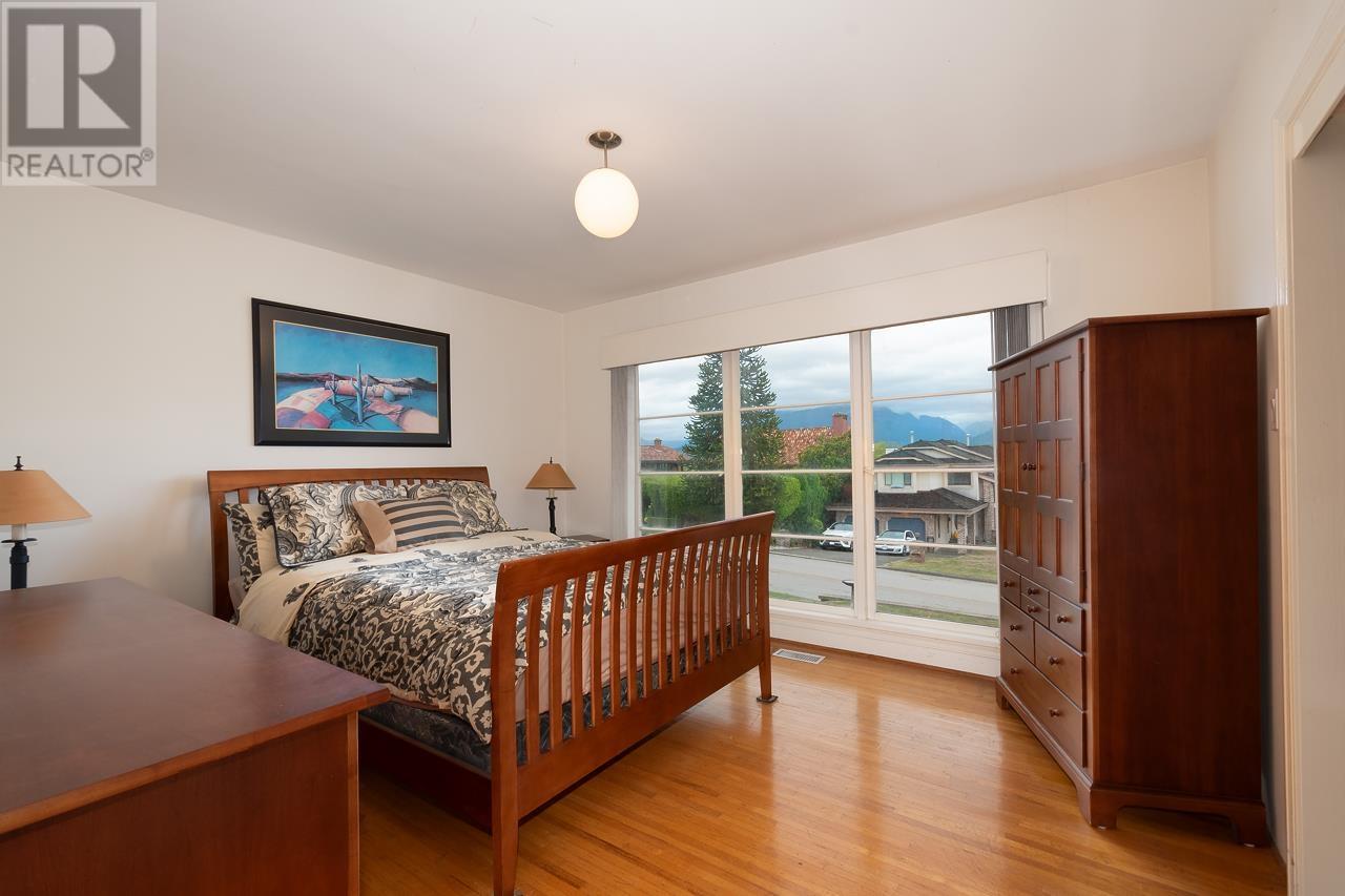 3996 Edinburgh Street, Burnaby, British Columbia  V5C 1R7 - Photo 14 - R2820605