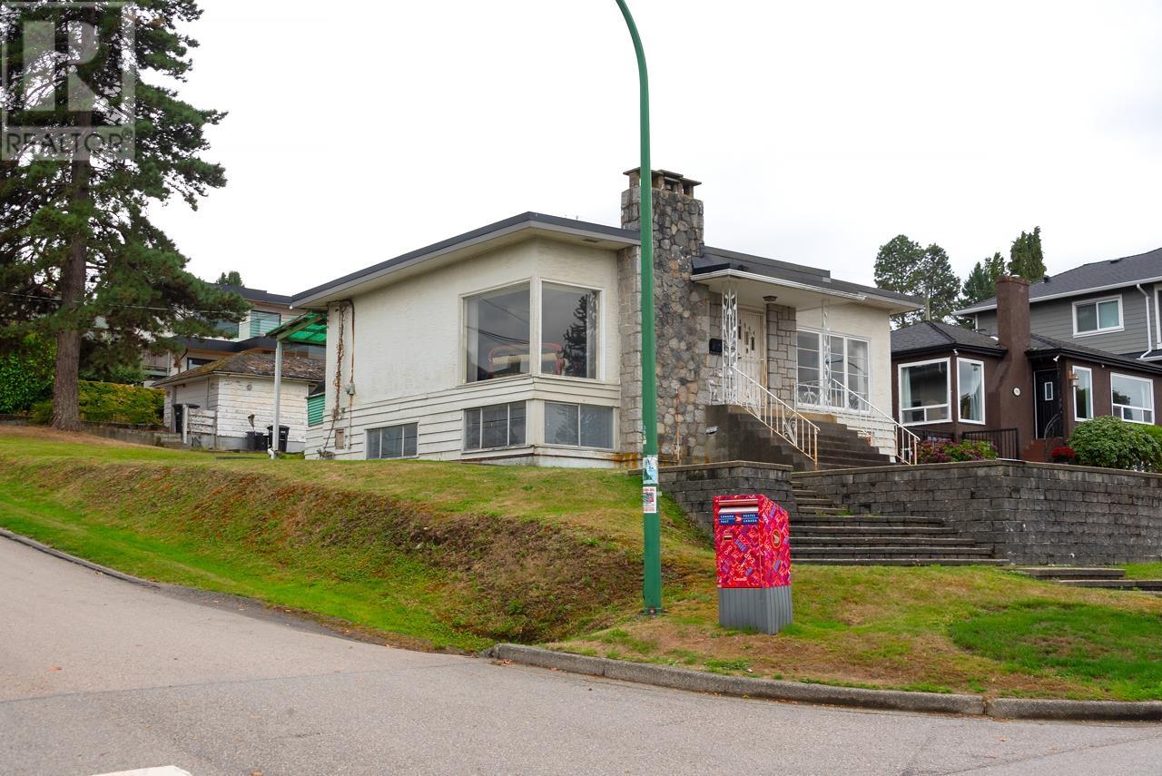 3996 Edinburgh Street, Burnaby, British Columbia  V5C 1R7 - Photo 28 - R2820605