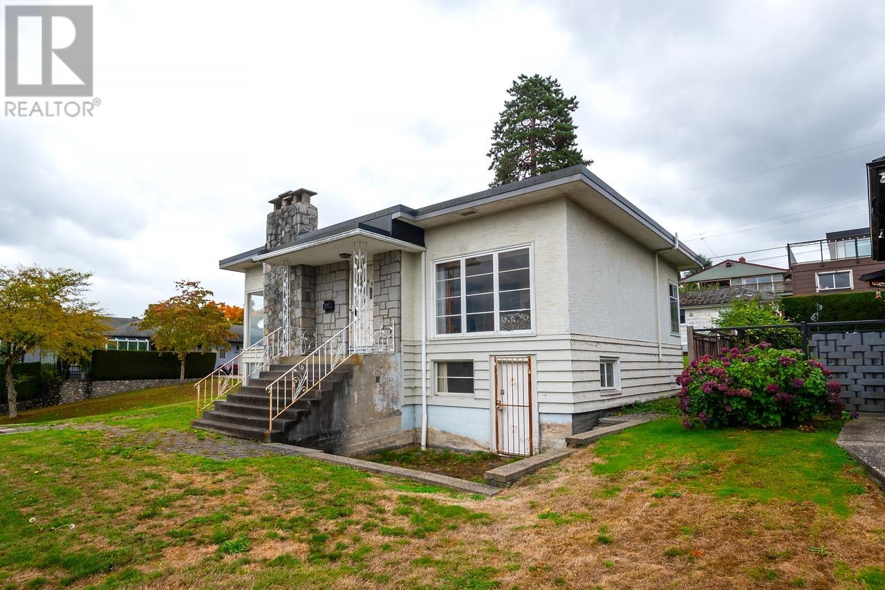 3996 Edinburgh Street, Burnaby, British Columbia  V5C 1R7 - Photo 29 - R2820605