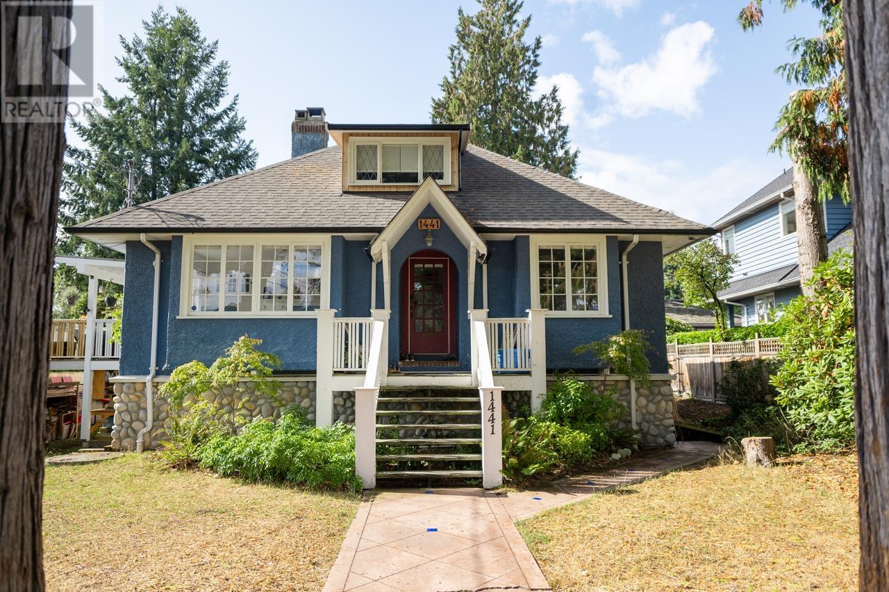 1441 24th Street, West Vancouver, British Columbia  V7V 4H4 - Photo 1 - R2820471