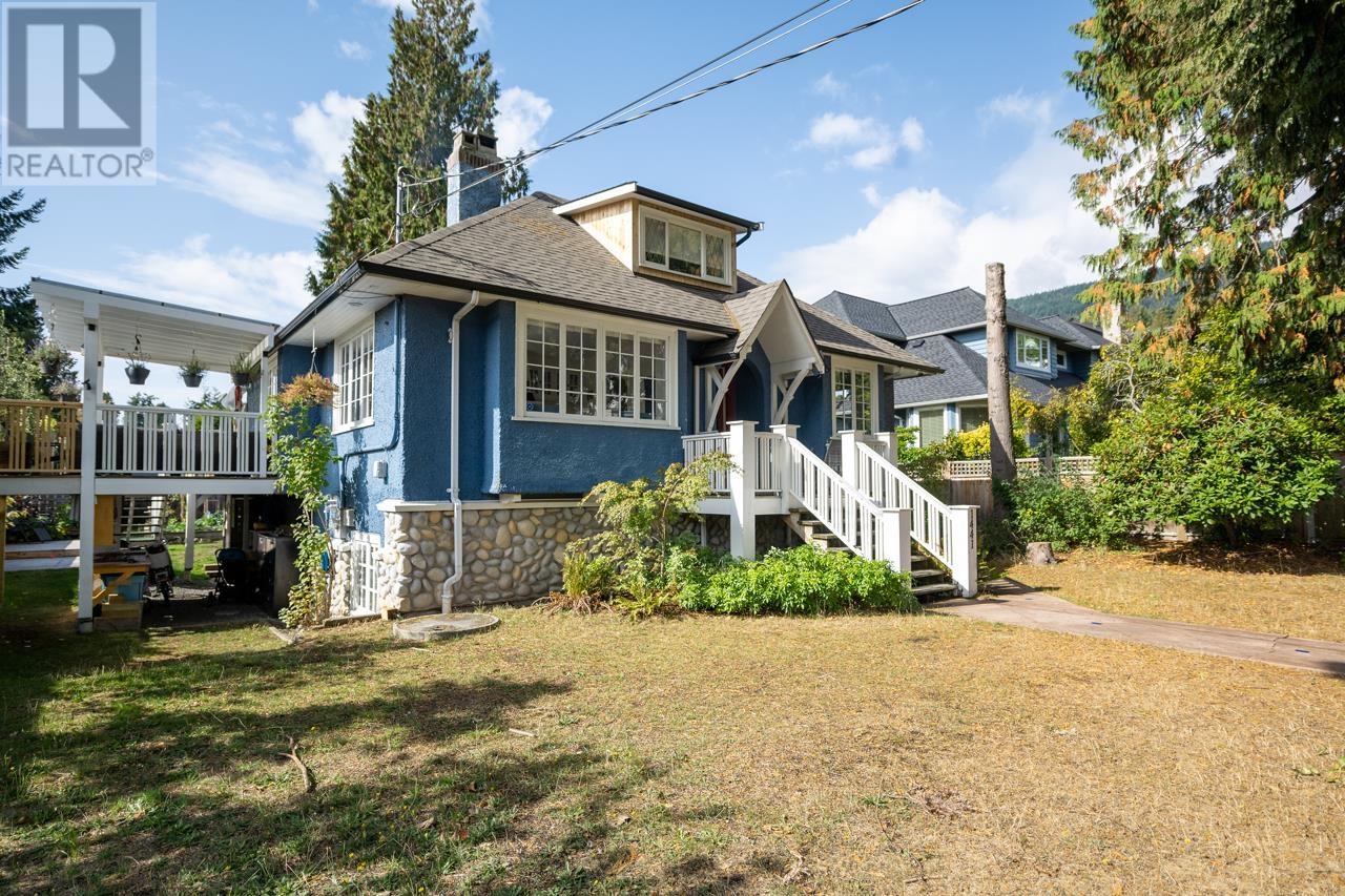 1441 24th Street, West Vancouver, British Columbia  V7V 4H4 - Photo 6 - R2820471