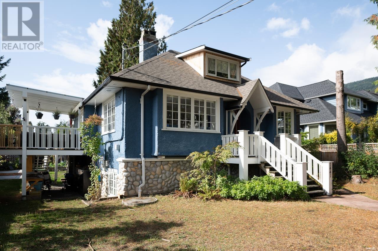 1441 24th Street, West Vancouver, British Columbia  V7V 4H4 - Photo 5 - R2820471